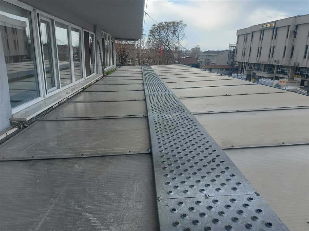 Roof Walkway RW-22 Çatı Üzeri Yürüyüş Yolu
